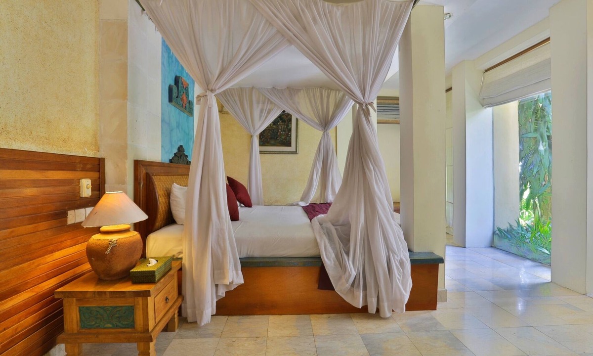 Penatih Villa | 1 BR Villa near Ubud with a private plunge pool and a living area incl breakfast