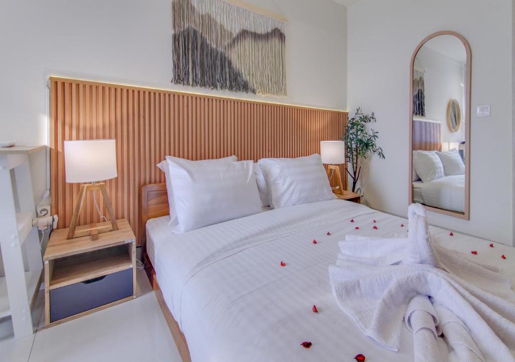 Cikarang Apartment | 2BR Orange County With Free Parking and Rooftop Pool