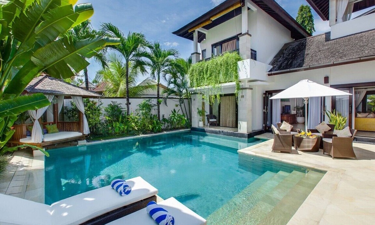 Kuta Selatan Villa | 3 Bedroom Villa, Benoa