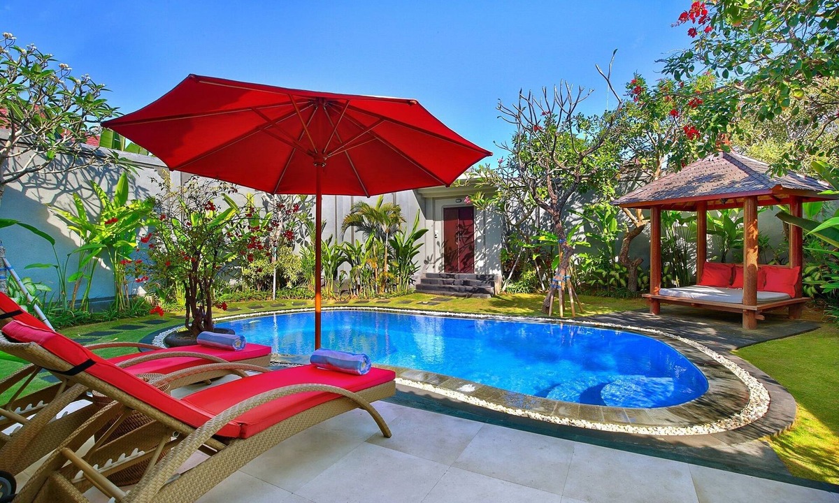 Seminyak Villa | 3Bedroom Spacious Villa Alysha Seminyak Beachside - 10 people