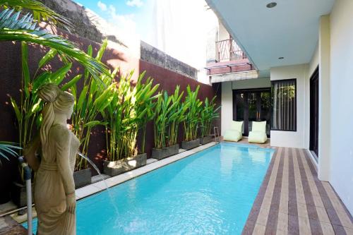 Sidakarya Villa | 3BR Villa with Private Pool in West Sanur - Pengiyasan Casa Del Lago