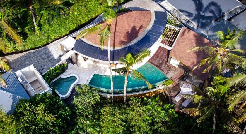 Peliatan Villa | 400 m² Villa ∙ 2 bedrooms ∙ 4 guests