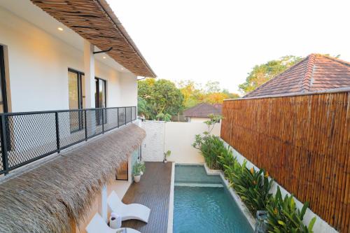 Bukit Villa | 4BR Modern Villa walking dist to Sidewalk Jimbaran