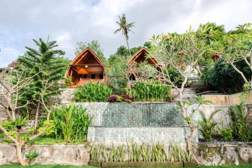 Tumbu Village House | Adinata Villa by Manara