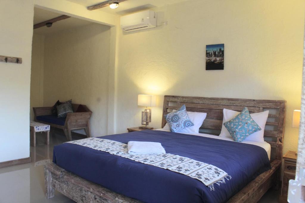 Purwakerti House | Adore guesthouse