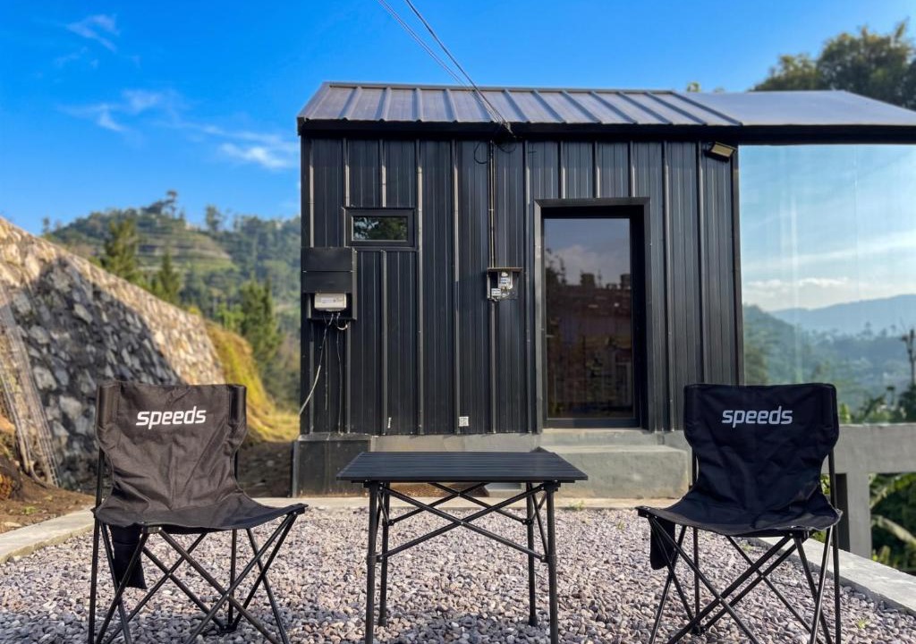 Ngamprah Other | Alazka Cabin