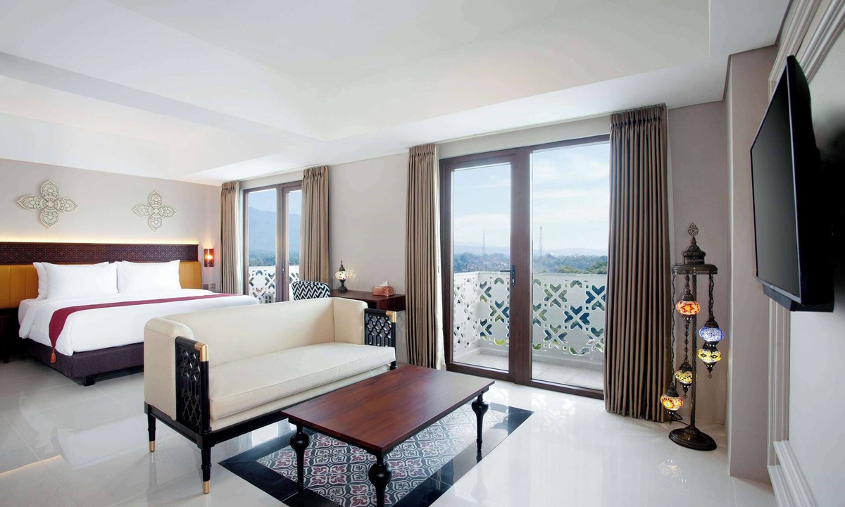 Tarogong Hotel | Alhambra Hotel & Convention, Bw Signature Collection