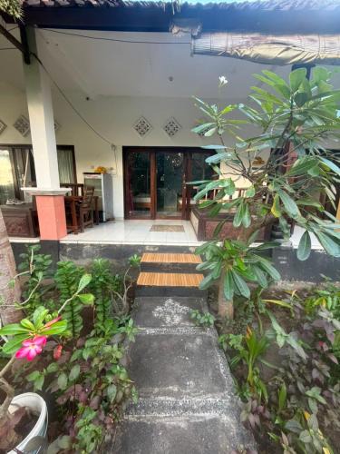 Purwakerti Apartment | Amed beach homestay