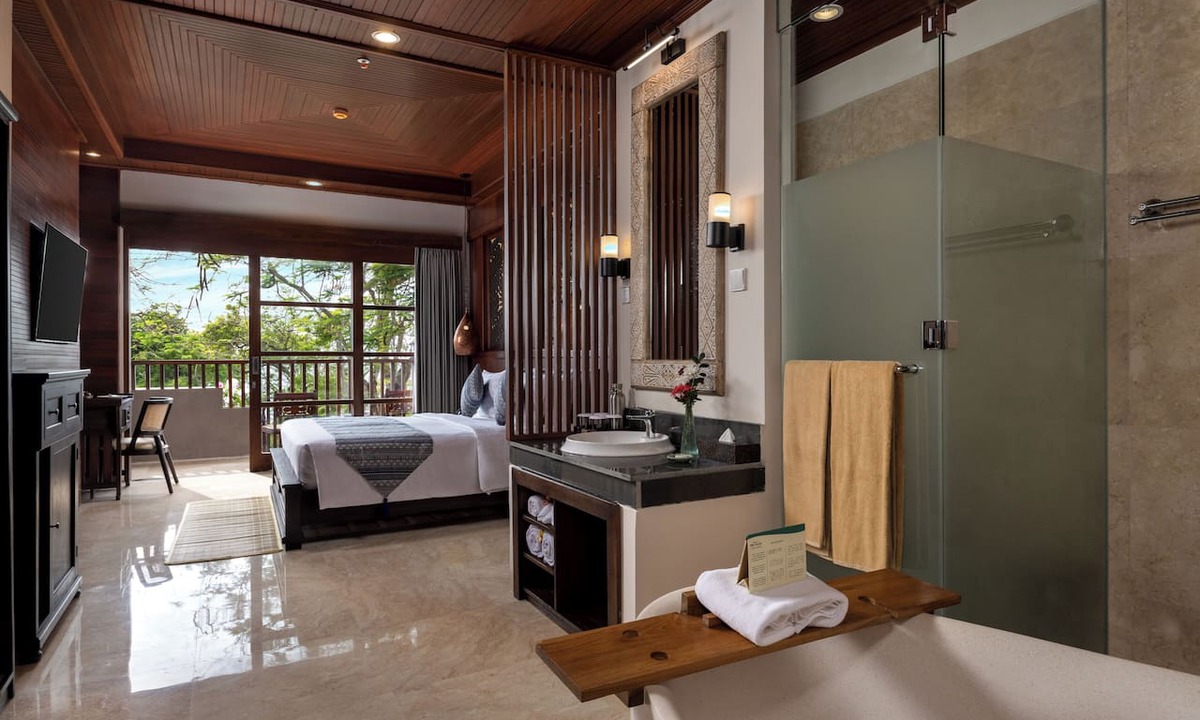 Kuta Selatan Hotel | Bali Tropic Resort & Spa