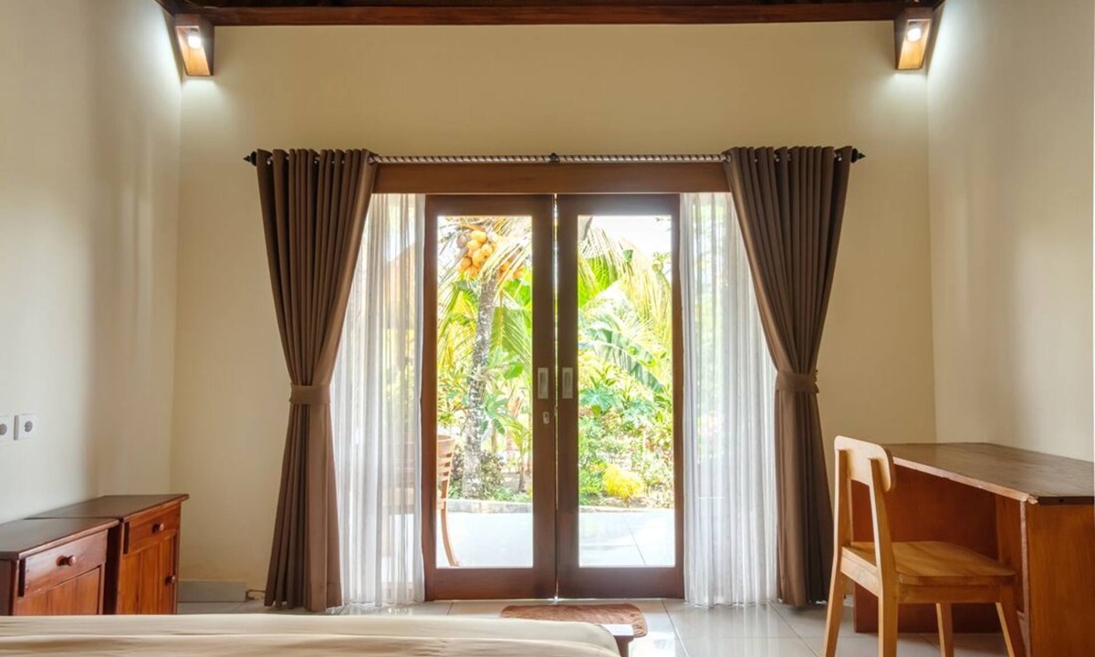 West Selemadeg House | Balian Green Lagoon