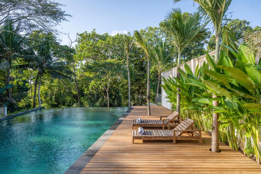 Cepaka Villa | Beefy Dragon Villa by Betterplace
