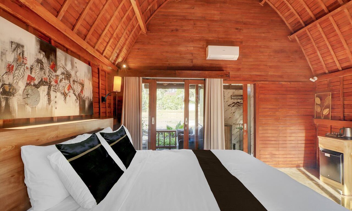 Andong Hotel | Belvilla near Manuaba Waterfall formerly