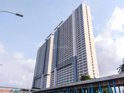Kayu Putih Apartment | Best Choice and Restful Studio at Tifolia Apartment By Travelio