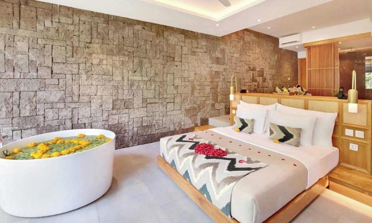 Ubud City-Centre Resort | Charming Grand Suite Forest View - Ubud