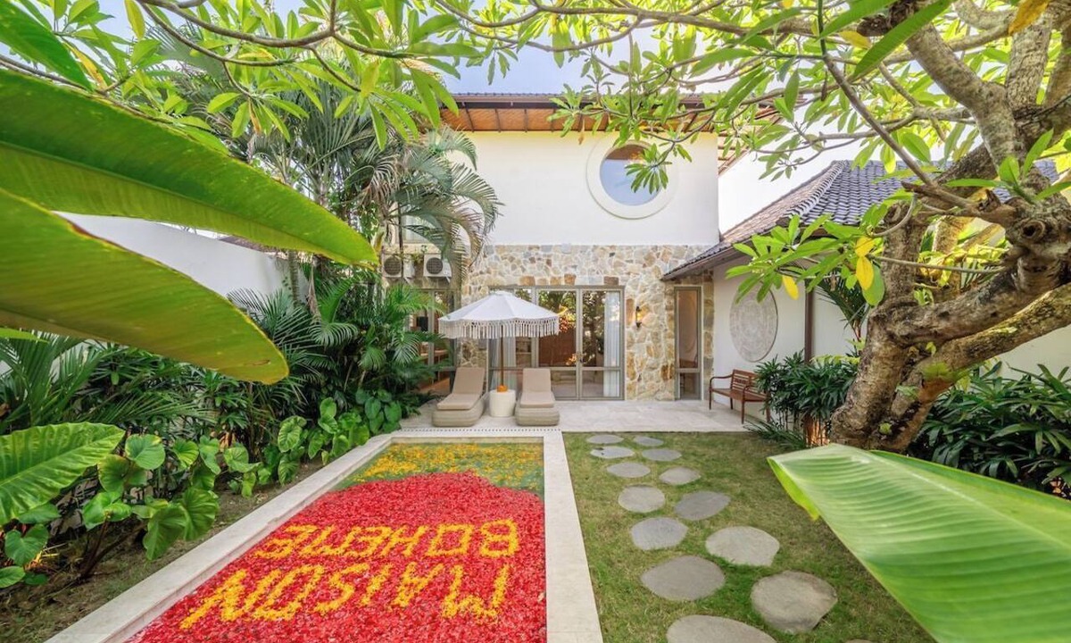 Sanur Villa | Chic 2BR Villa by Sanur Beach w Pool +Room Jacuzzi