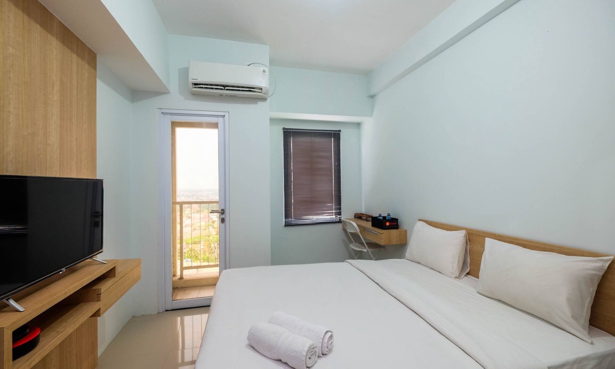 Karawang Apartment | Comfy and Nice Studio Apartment at Tamansari Mahogany
