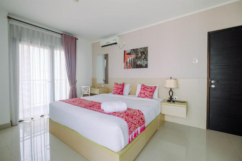 Senayan Apartment | Cozy 2BR Apartment with Sofa Bed at Tamansari Semanggi By Travelio
