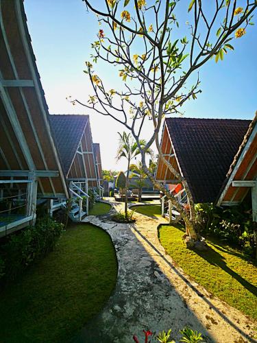Huts Lembongan | Mushroom Bay