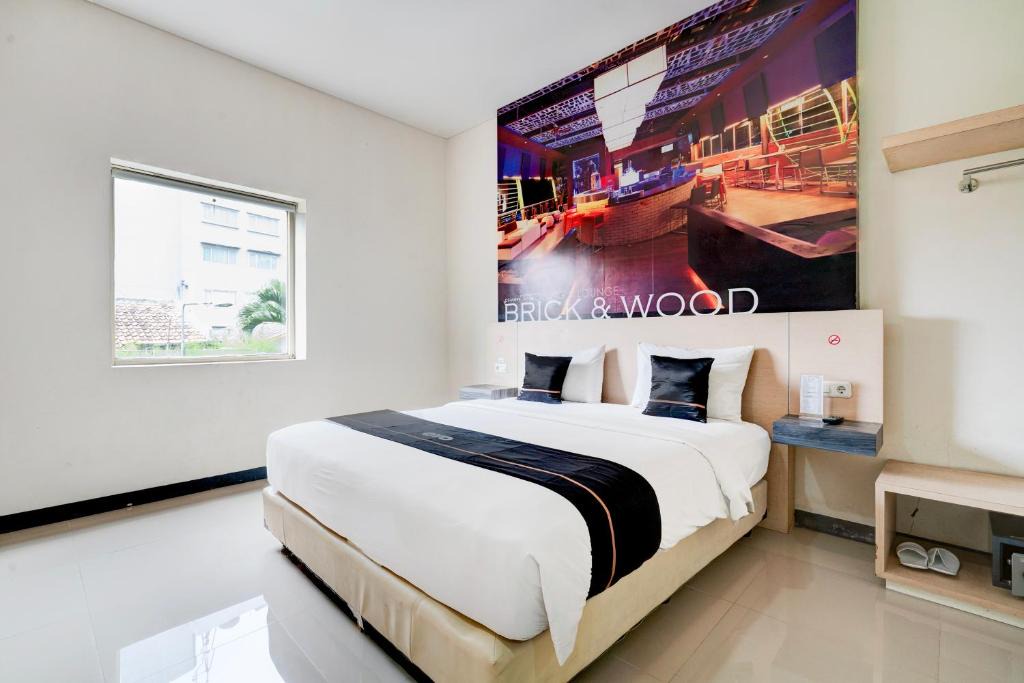 Cipaganti Hotel | Dancenter Promenade Near Cihampelas Walk