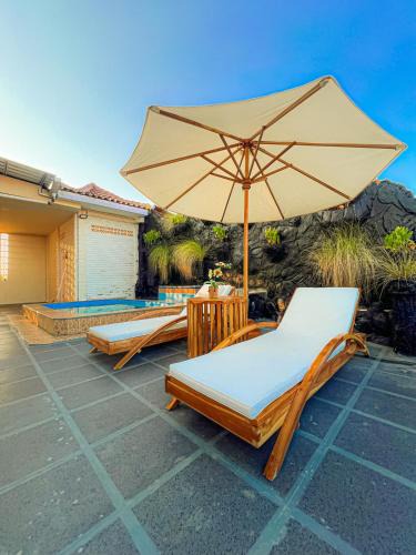 By Pass Ngurah Rai Villa | Dbelid Royal House - Private 5BR Villa in Jimbaran