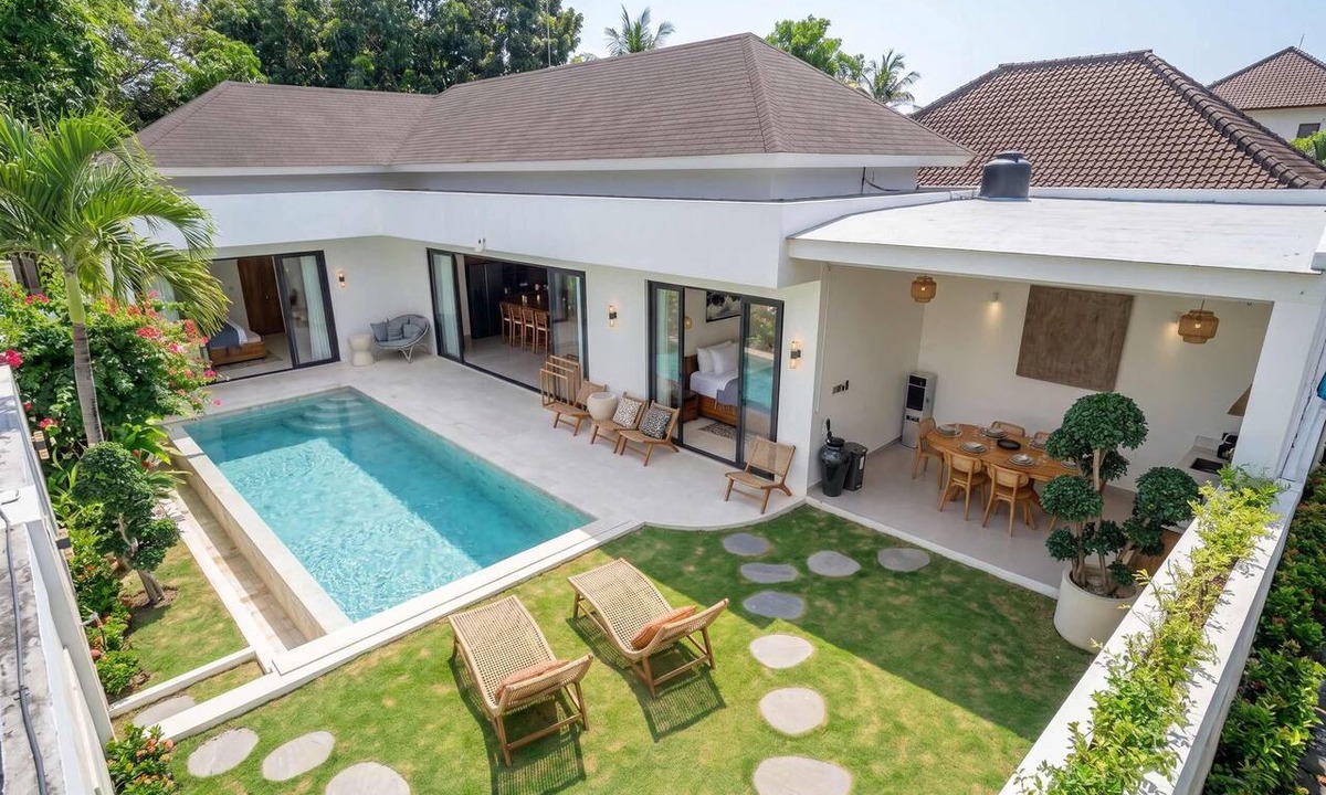 Pecatu Villa | Designer 4BR Villa w Pool, Sauna & Beach Nearby