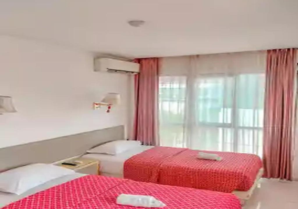 Klojen Hotel | Dewarna Hotel Zainul Arifin