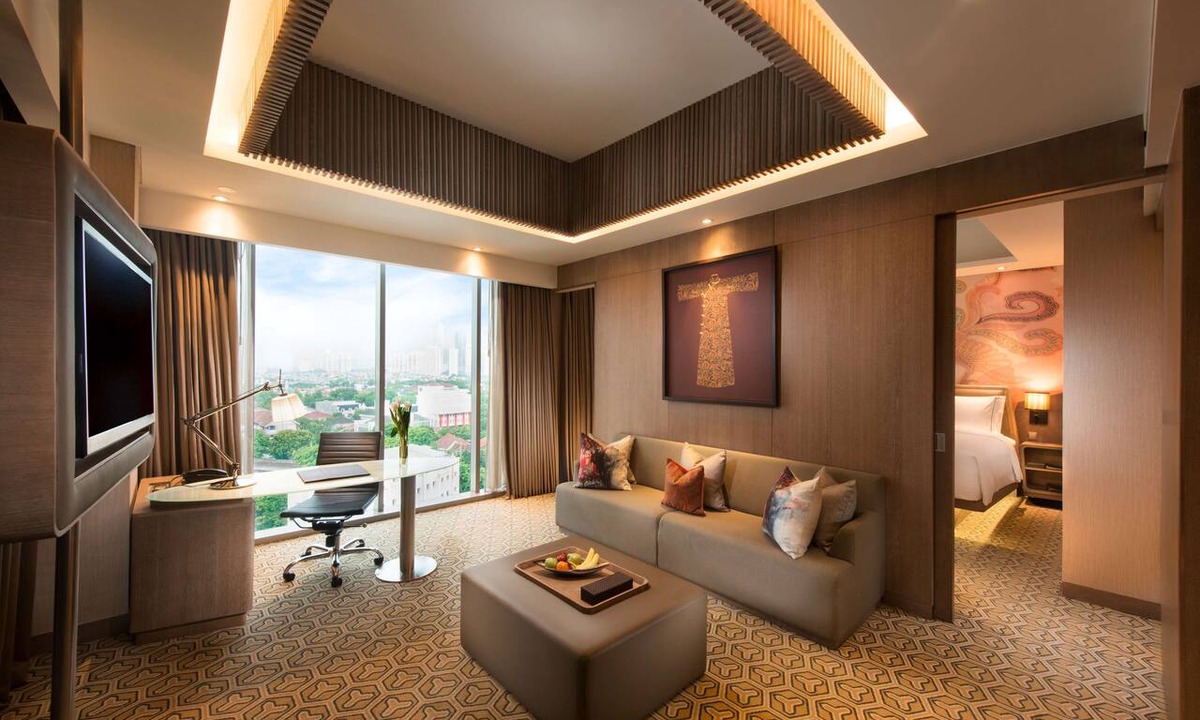 Pegangsaan Hotel | DoubleTree by Hilton Jakarta - Diponegoro