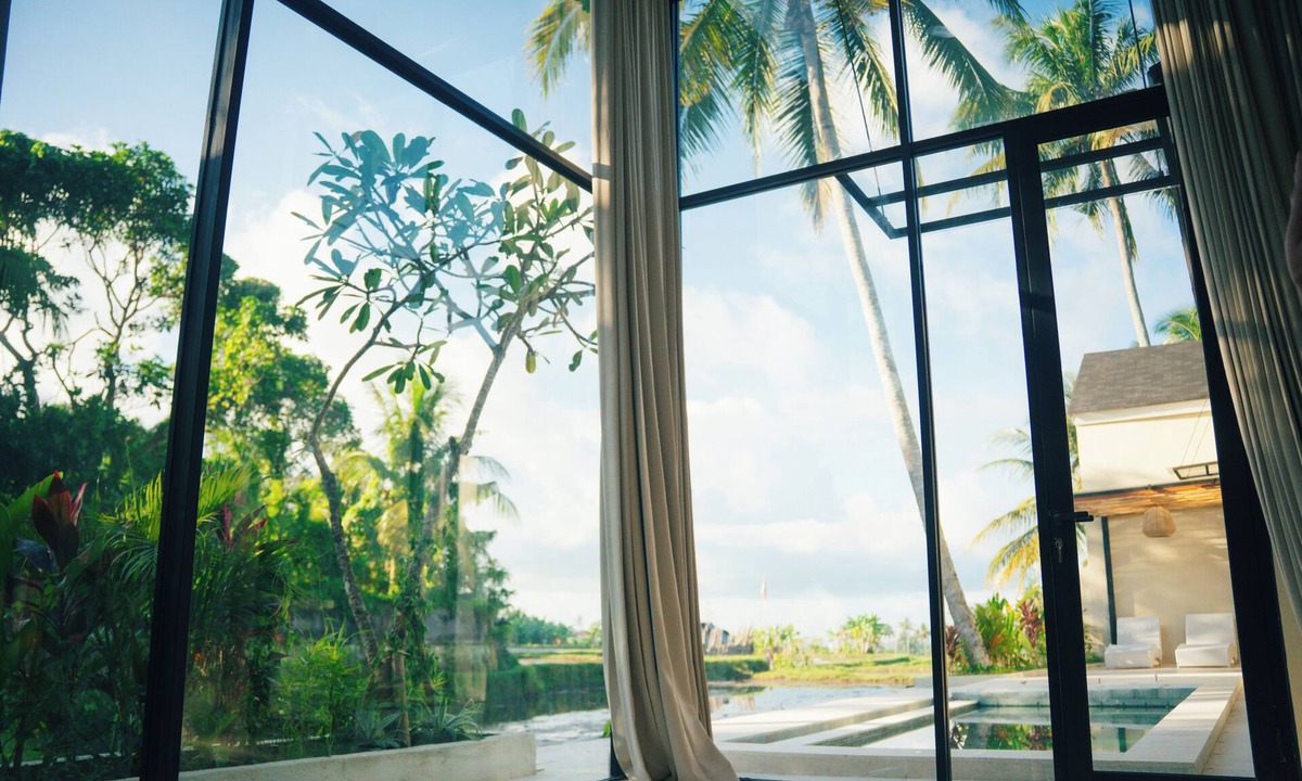 Pejeng House | Dzen Sari Ubud Villa! Rice fields, pool and Stone bath!