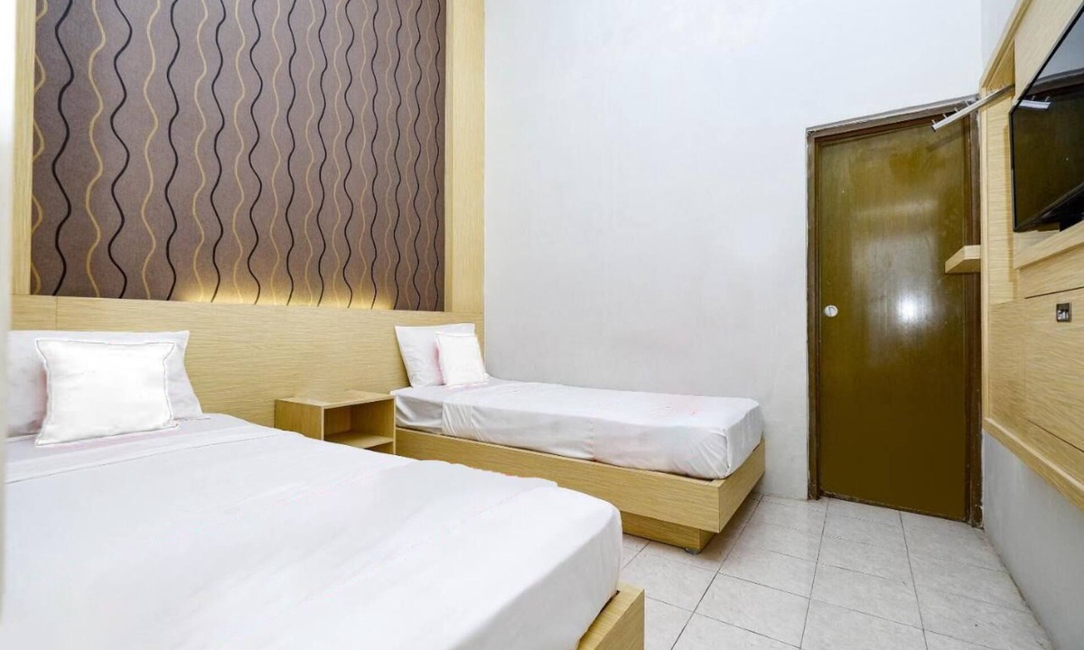 Tegal Hotel | El Rio Alun-Alun Tegal by Sajiwa