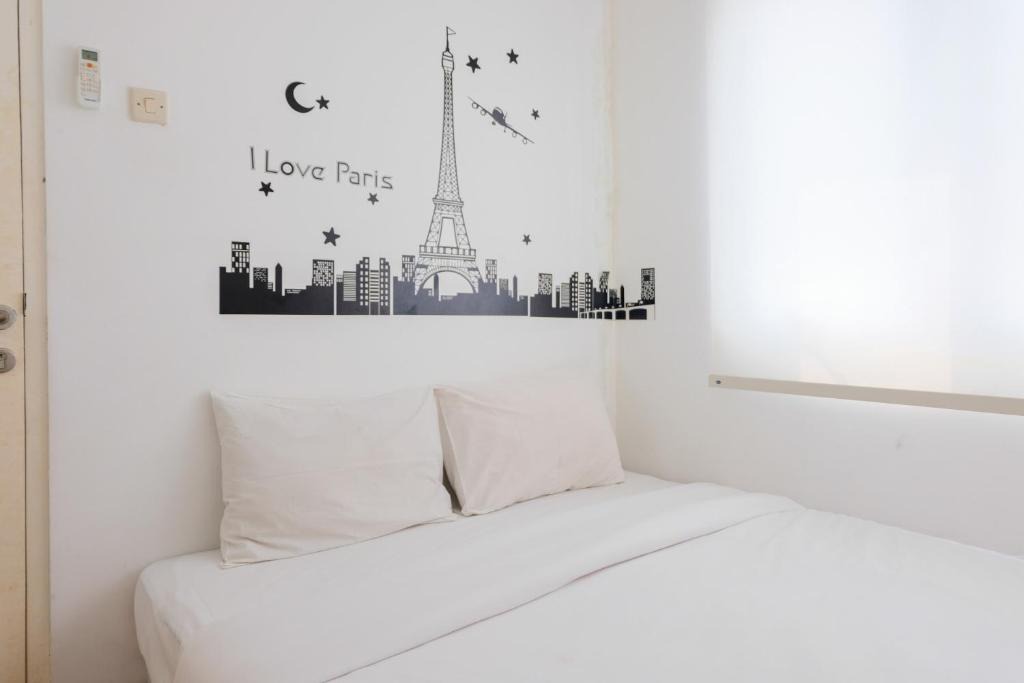 Binong Apartment | Elegant 2BR Paragon Village Apartment By Travelio
