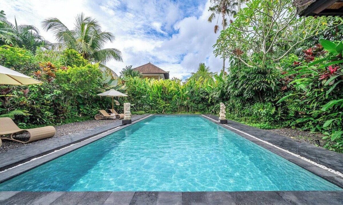 Penestanan House | Elegant New 2BR in a Complex w Spa, 2 Pools+Garden