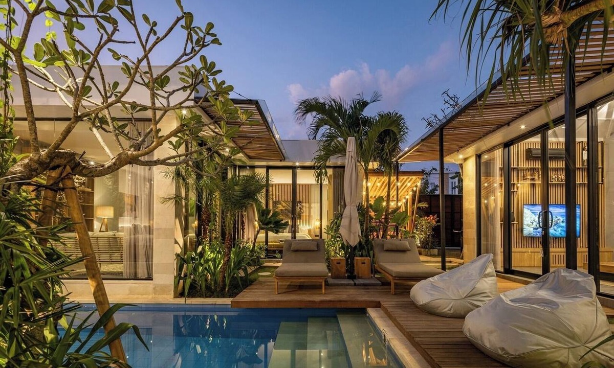 Bukit Villa | Elegant Uluwatu 3BR Villa | Near Beaches and Pool
