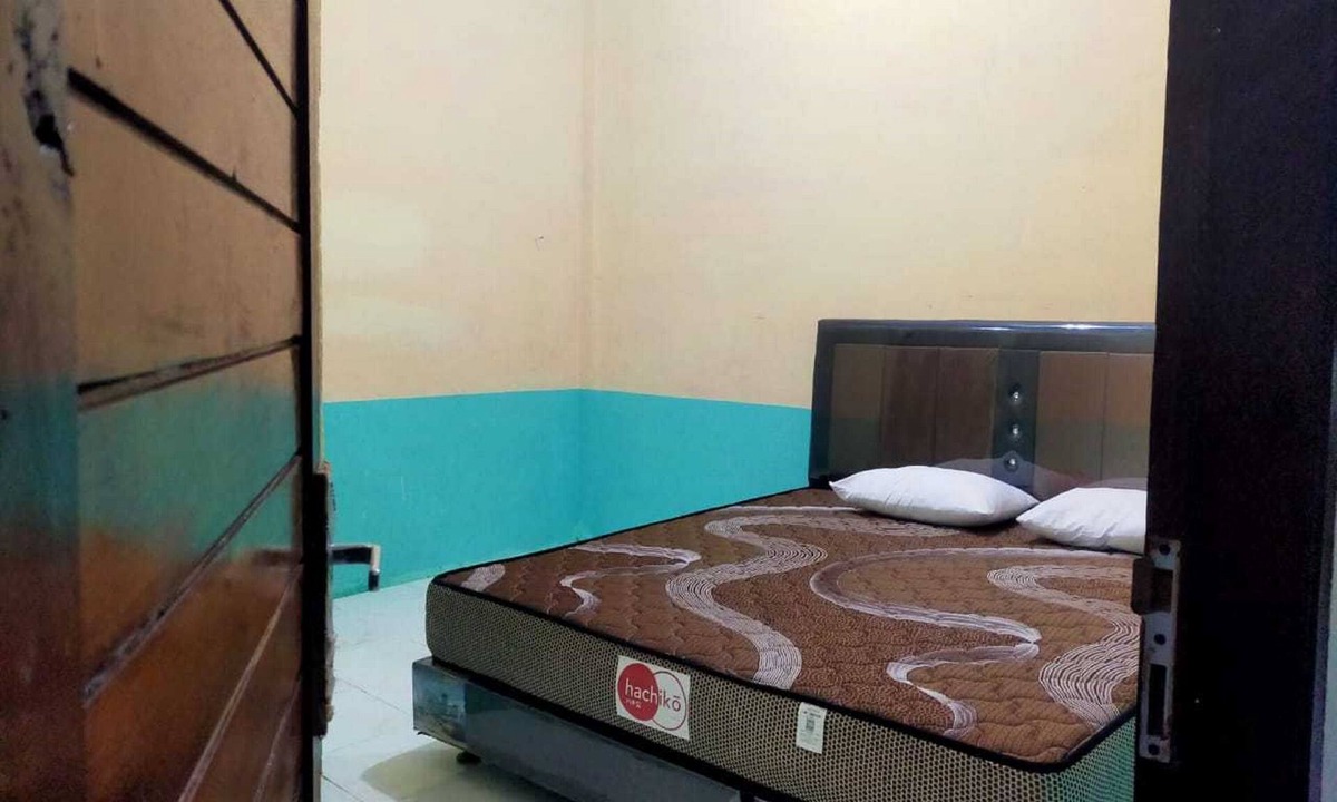 Tiga Binanga Hotel | EXPRESS O 91938 Grace Kost & Hostel
