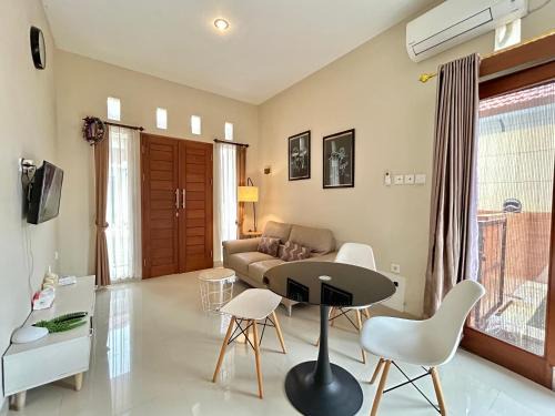 Kutuh Villa | Frangipani Villa - Private Pool -