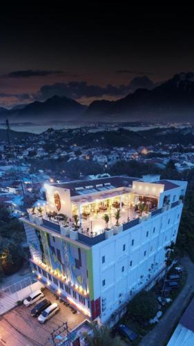 Waena Hotel | Front One Budget Waena Abepura