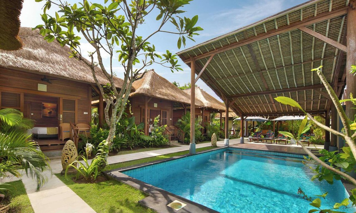Jungut Batu House | Gecko Bungalow. Affordable & ideal for solo and couple. Walk to Beach & Cafes.