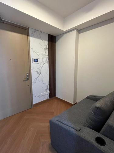 Pantai Indah Kapuk Apartment | Gold coast studio korean room netflix wifi