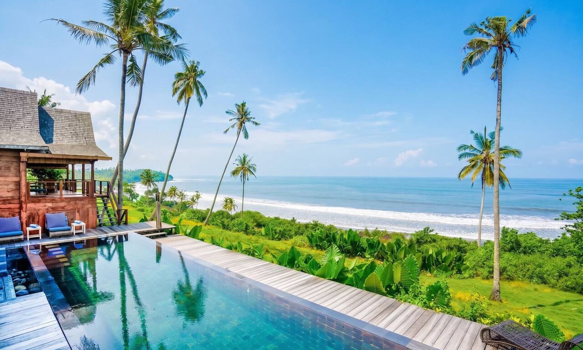 Suraberata Villa | Homerez - Villa in Tabanan, sea view