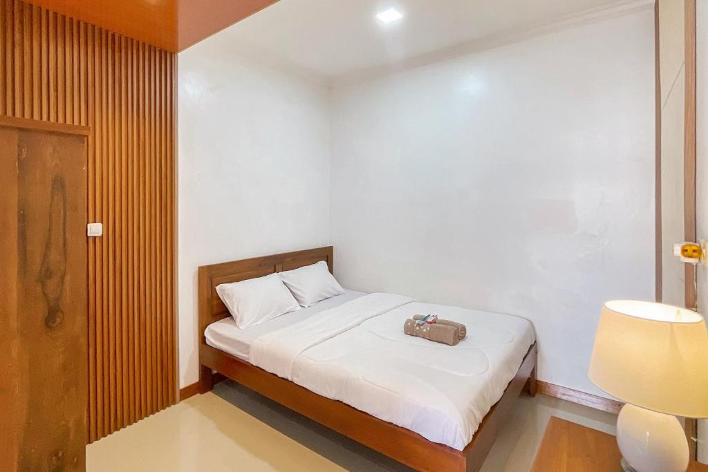 Mertoyudan Hotel | Homestay Syariah Cahaya Panca Arga near Grand Artos Mall Mitra RedDoorz