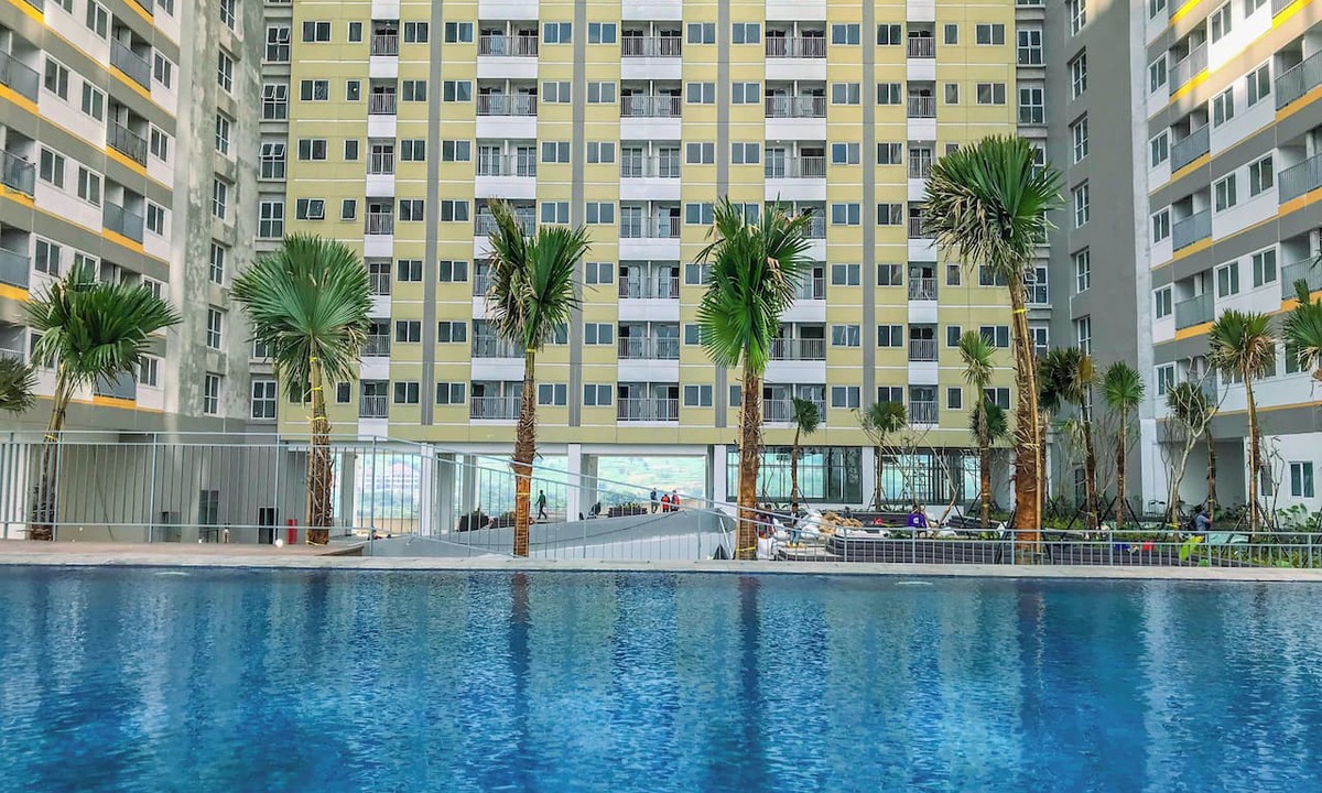 Kedungmanggu Apartment | Homey And Restful Studio Royal Sentul Park Apartment