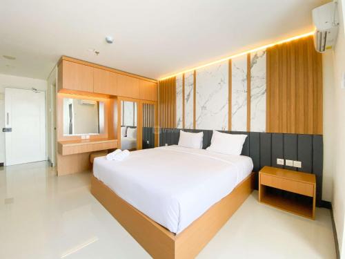 Semarang Apartment | Homey and Strategic Studio (No Kitchen) at Sentraland Semarang Apartment By Travelio