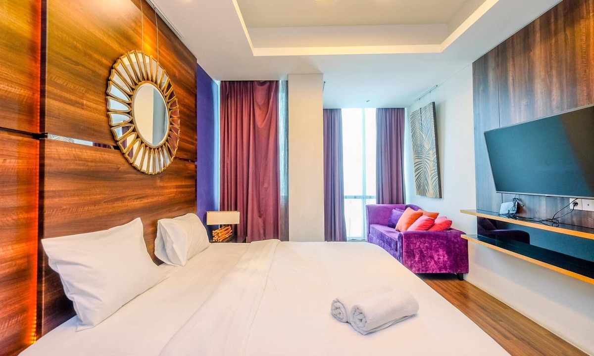 Bangka Apartment | Homey Penthouse 3Br With Extra Room Kemang Village Apartment