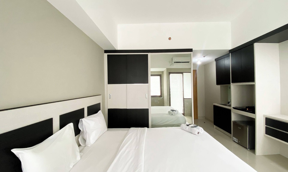 Duren Sawit Apartment | Homey Studio At Lrt City Jatibening Apartment