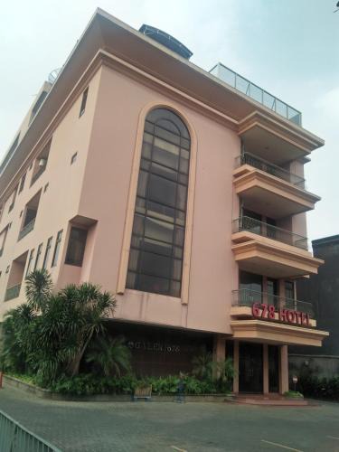 Bangka Hotel | Hotel 678 Kemang Powered By Cocotel