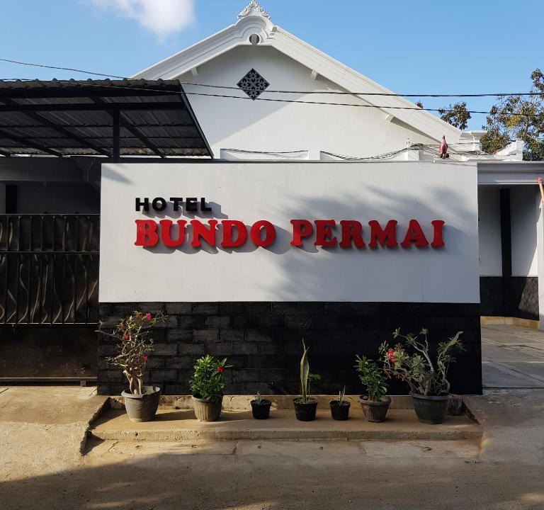 Pacitan Hotel | Hotel Bundo Permai 1