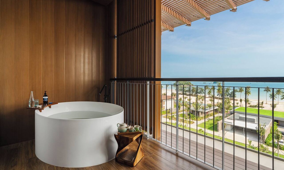 Lagoi Hotel | Hotel Indigo Bintan Lagoi Beach by IHG