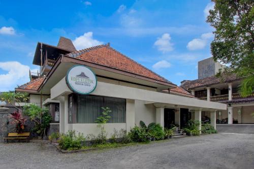 Surakarta Hotel | Hotel O near Kampung Batik Kauman formerly Chakra Homestay