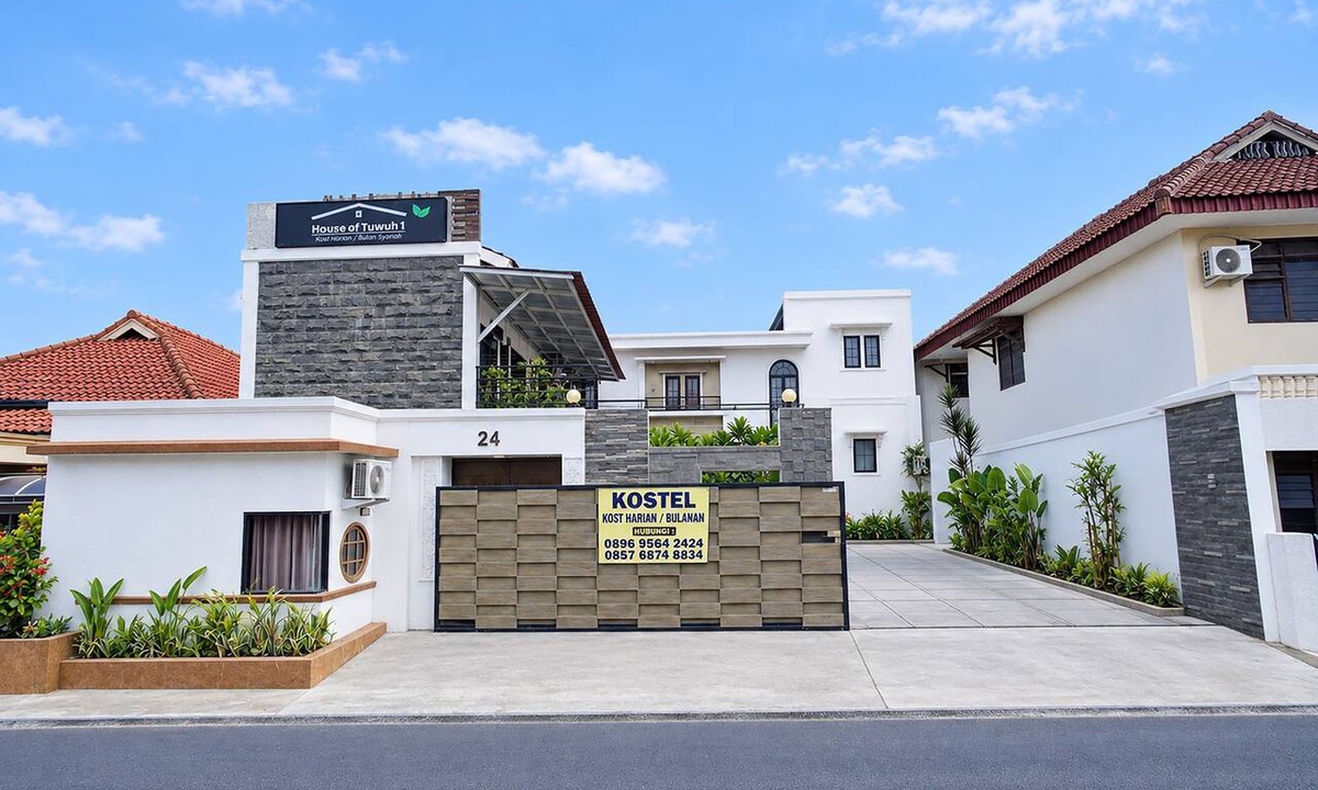 Rajabasa Hotel | Hotel O near Mall Boemi Kedaton 1