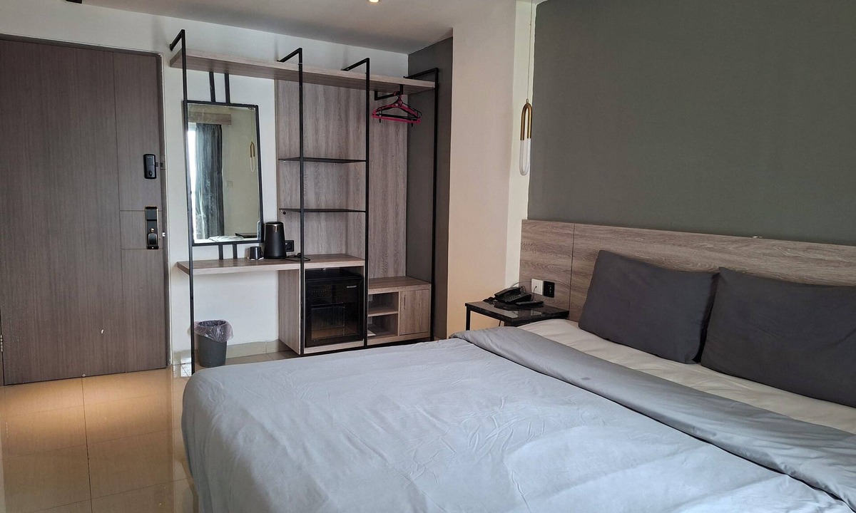 East Jakarta Hotel | Hotel O near Tebet Eco Park formerly Gri