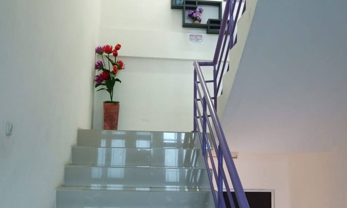 Bekasi Timur Hotel | Hotel Ungu Pas Kangen Bekasi